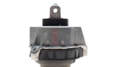 Фото 3 - Автозапчасть BMW 22117581617