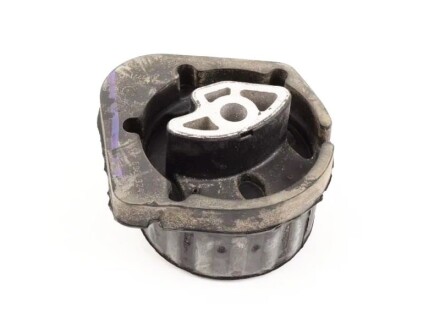 Опора КПП F30 - BMW 22316861324