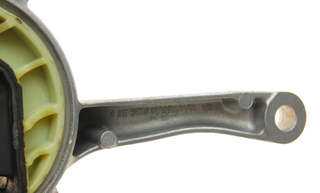 Фото 4 - Автозапчасть BMW 22326862575