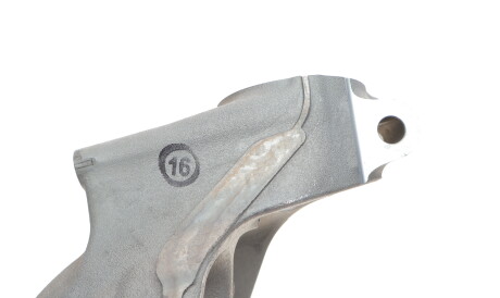 Фото 3 - Автозапчасть BMW 31216858314