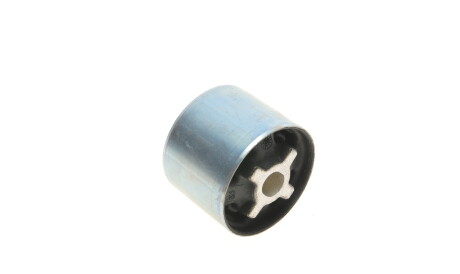 Фото 3 - Сайлентблок підрамника BMW 33316880637