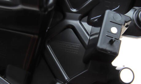 Фото 3 - Автозапчасть BMW 51118069228