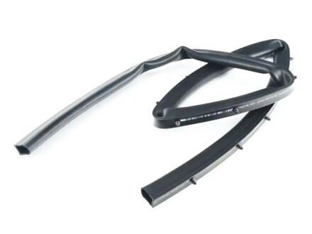 Ущільнювач капоту G01/G02 - BMW 51767397485