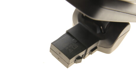 Фото 3 - Автозапчастина BMW 51952408224