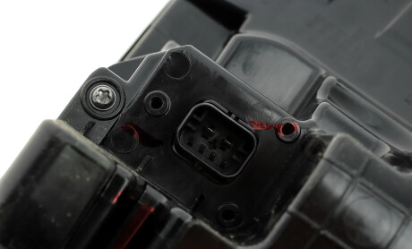 Фото 5 - Автозапчасть BMW 63215A11EC4