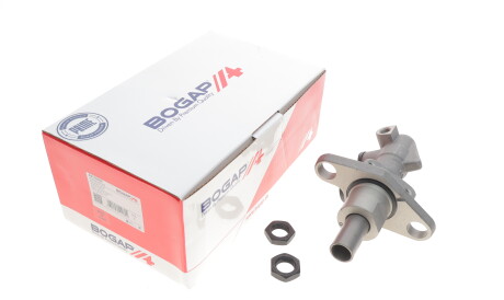 Фото 2 - Главный тормозной цилиндр BOGAP A3110102