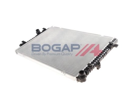 Радіатор системи охолодження - BOGAP A4210102