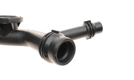 Фото 3 - Патрубок системы охлаждения BOGAP A4229124