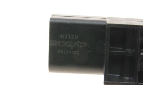 Фото 2 - Автозапчастина BOGAP A6121100