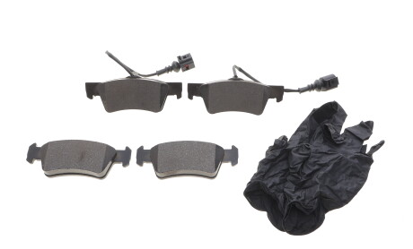 Колодки гальмівні (задні) VW T5/Multivan V 03-15 (+датчик) - BOGAP A8210291