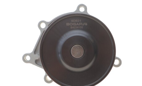 Помпа води Mini Cooper 1.6/2.0 (N47) 10-13 - BOGAP B4234135