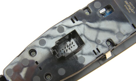 Фото 2 - Стеклоподъемник BOGAP B7358108