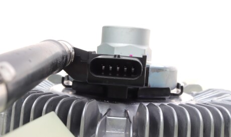 Фото 3 - Вентилятор охолодження двигуна BorgWarner AM-20004442-M (AM20004442M)