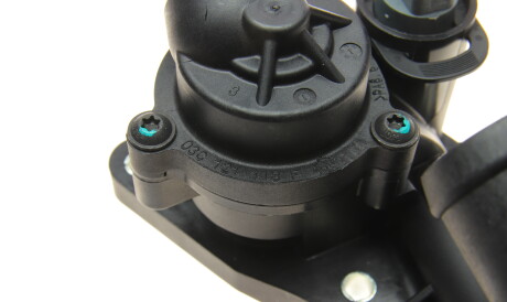 Фото 2 - Термостат системи охолодження Borsehung B18249