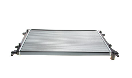 Фото 3 - Радіатор охолодження Borsehung B18839