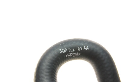 Фото 2 - Патрубок системи охолодження Borsehung B19180