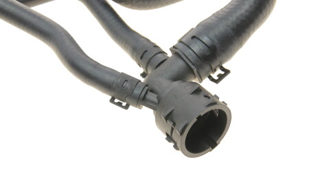 Фото 3 - Патрубок системи охолодження Borsehung B19180