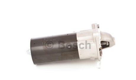 Фото 4 - Автомобильный стартер BOSCH 0001148003