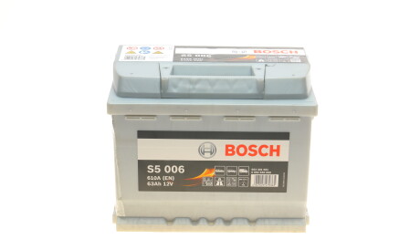 Акумулятор 12В/63Аг/610А/14,849кг - (z255565, Z155565, 46227868) BOSCH 0 092 S50 060