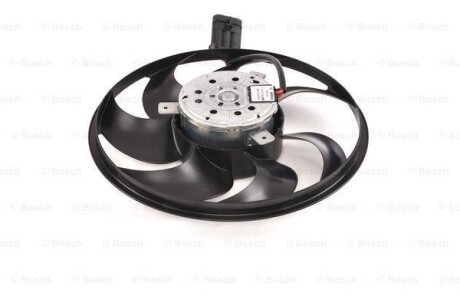 Фото 3 - Вентилятор охлаждения двигателя BOSCH 0130303303