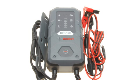 Зарядное устройство C70 (12V/24V) (14Ah до 300Ah) 10A (EFB/GEL/VRLA/AGM) с поддержкой заряда - ((0009820321)) BOSCH 0189911070