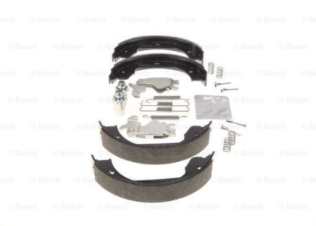 Фото 4 - Гальмівні колодки BOSCH 0204113805