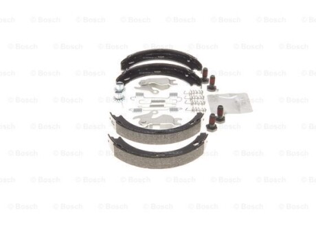 Фото 4 - Гальмівні колодки BOSCH 0204113810