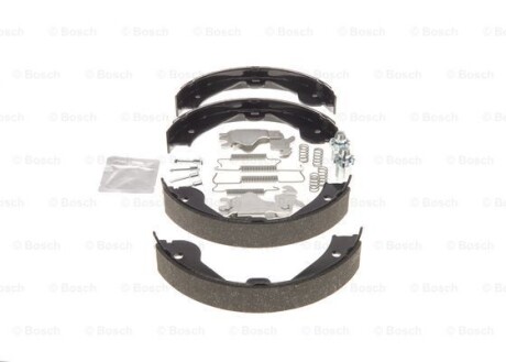 Фото 2 - Гальмівні колодки BOSCH 0204113829