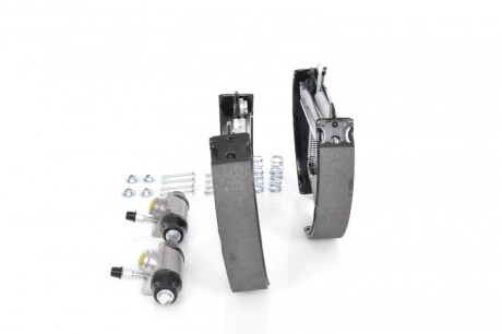 Фото 4 - Тормозные колодки BOSCH 0 204 114 053 (0204114053)