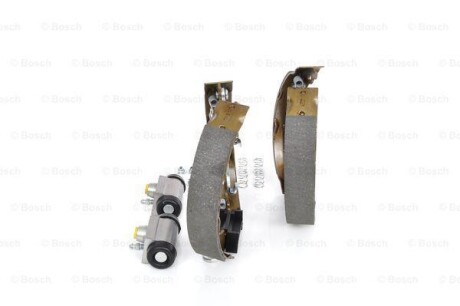Фото 3 - Тормозные колодки BOSCH 0 204 114 151