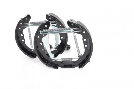 Фото 2 - Гальмівні колодки BOSCH 0 204 114 634