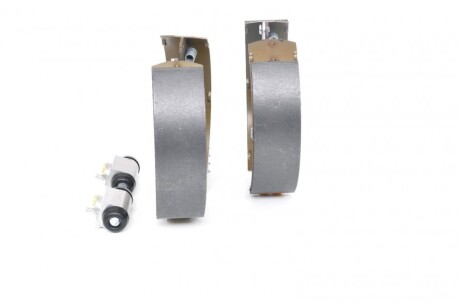 Фото 4 - Гальмівні колодки BOSCH 0 204 114 661