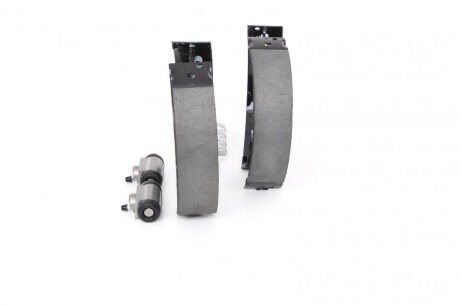 Фото 4 - Гальмівні колодки BOSCH 0 204 114 687