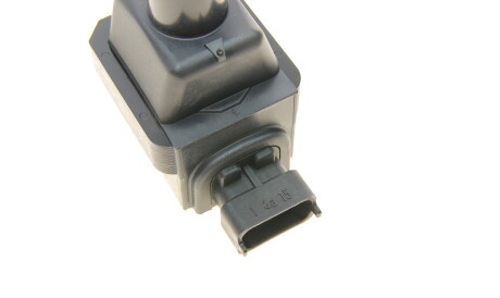 Фото 3 - Катушка зажигания BOSCH 0 221 504 001 (0221504001)