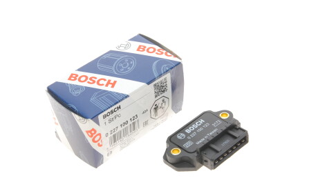 Модуль запалення - (0060750065, 116976507901, 11697650790) BOSCH 0227100123