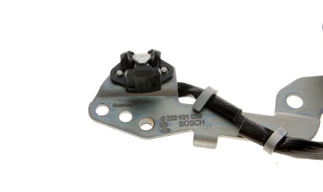 Фото 2 - Датчик розподільчого валу BOSCH 0 232 101 038 (0232101038)