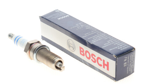 Фото 2 - Свічка запалювання BOSCH 0 242 135 509 (0242135509)