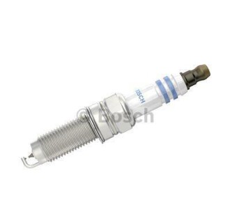 Фото 2 - Свеча зажигания BOSCH 0242135557