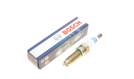 Іридієва свічка запалювання (1 електрод) - (12290R40A01) BOSCH 0 242 140 523