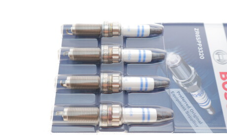 Фото 2 - Свічка запалювання BOSCH 0 242 140 805 (0242140805)