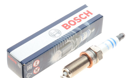 Фото 2 - Свеча зажигания BOSCH 0 242 145 611 (0242145611)
