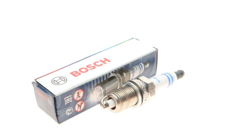 Фото 2 - Свеча зажигания BOSCH 0 242 229 576 (0242229576)
