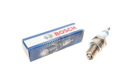 Никелевая свеча зажигания (1 электрод) - (5962A1, 980795781101, 22401W8917) BOSCH 0 242 229 656