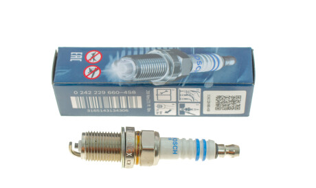 Фото 3 - Свеча зажигания BOSCH 0 242 229 660 (0242229660)
