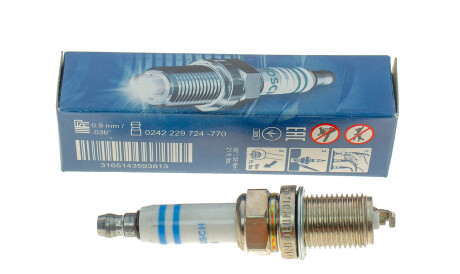 Фото 3 - Свічка запалювання BOSCH 0 242 229 724 (0242229724)