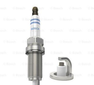 Фото 7 - Свеча зажигания BOSCH 0242229765