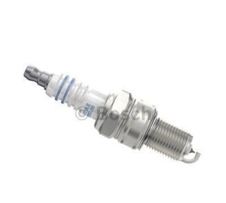 Фото 4 - Свеча зажигания BOSCH 0242230509