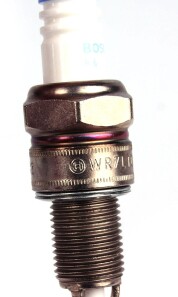 Фото 3 - Свічка запалювання BOSCH 0 242 235 664 (0242235664)