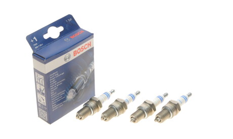 Фото 2 - Свічка запалювання BOSCH 0 242 235 909 (0242235909)
