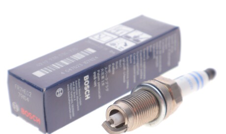 Фото 2 - Свеча зажигания BOSCH 0 242 236 530 (0242236530)